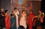 Asha Parekh, Sonam Kapoor, Waheeda Rehman, Shabana Azmi, Javed Akhtar at Tata Medical charity event in Taj Hotel, Mumbai on 5th Oct 2013 (98).JPG